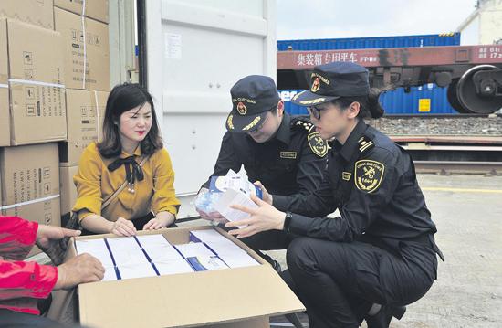 法国海运港口，繁荣的交通枢纽与战略要地地位揭秘